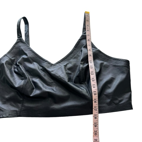 ELOQUII Bundle of 2 Plus Size 22/24 Faux Leather Crop Top Bralette Vegan Party - Picture 2 of 14